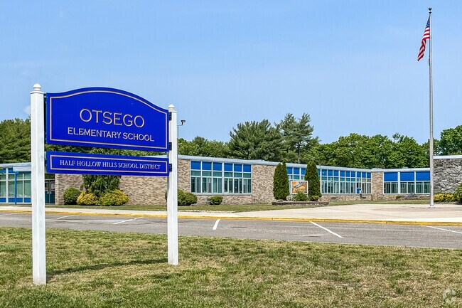Otsego School is a great place where students can learn and grow in Dix Hills.