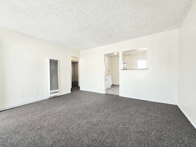 231 E 89th St, Los Angeles, CA 90003 - photo 2
