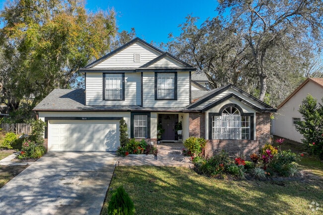 Homes in Hiawassee range from two-story ranch-style to more modern styles.