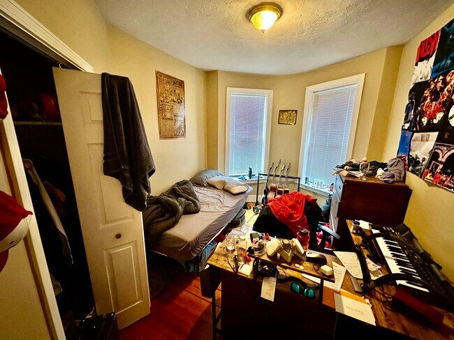 17 Highgate St unit 6, Allston, MA 02134 - photo 7