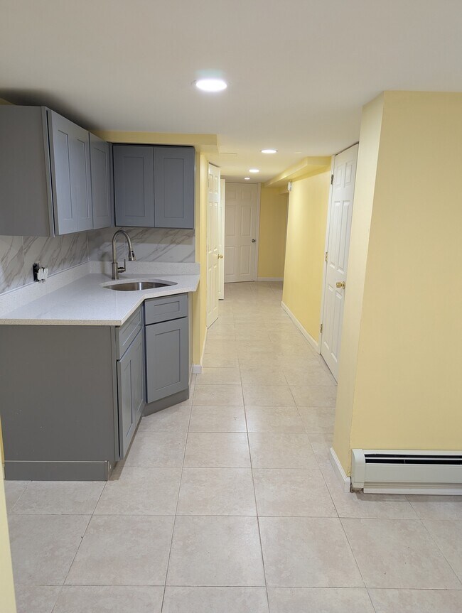 174 Wright St unit LL, Staten Island, NY 10304 - photo 2
