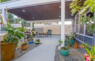 665 Kapaia St, Honolulu, HI 96825