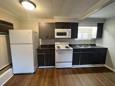 304 E Lehr Ave, Ada, OH 45810 - photo 3