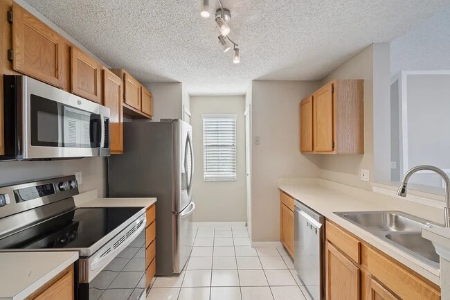 682 Youngstown Pkwy unit 328, Altamonte Springs, FL 32714 - photo 7