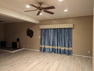 116 Eton Ct Unit Downstairs, Saw Creek, PA 18324