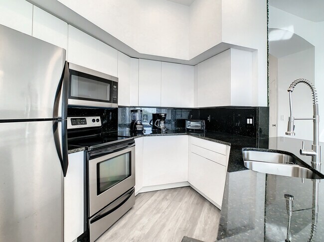 7240 Westpointe Blvd unit 1135, Orlando, FL 32835 - photo 7