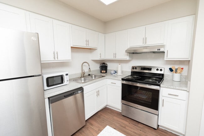 Crossings at Pinebrook, Mobile, AL 36609 - photo 6