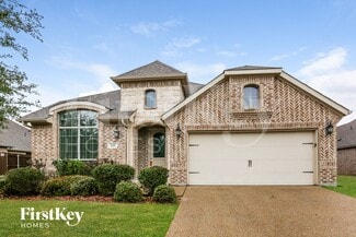 125 Traveller St, Waxahachie, TX 75165