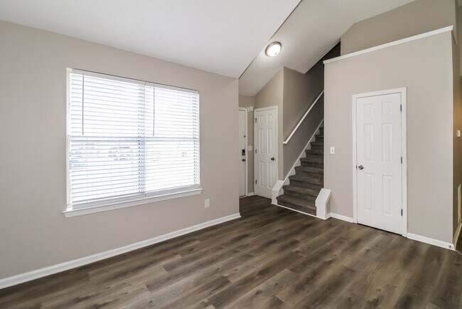 2915 Russ Ln, Lithonia, GA 30058 - photo 6