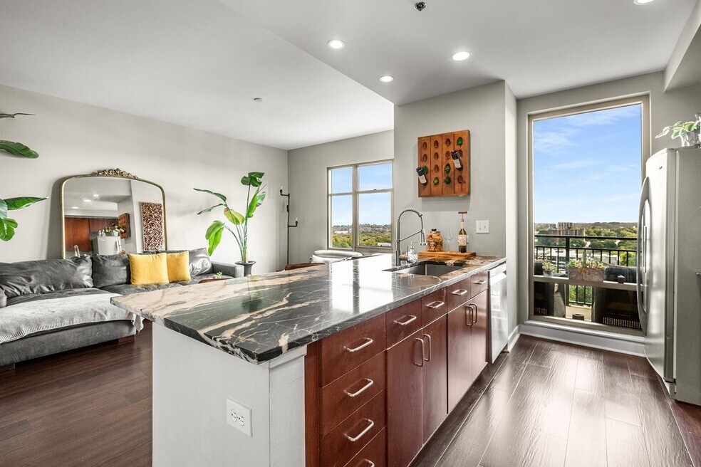 Charming 2BR Condo in Midtown Atlanta