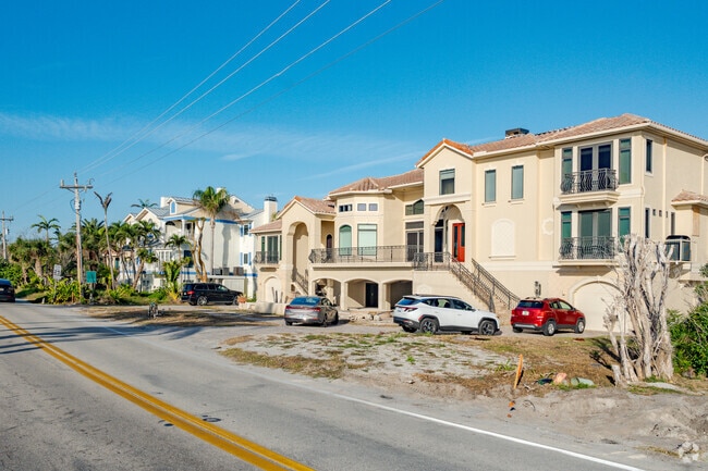 Larger waterfront homes can be found upon entering Captiva Island.