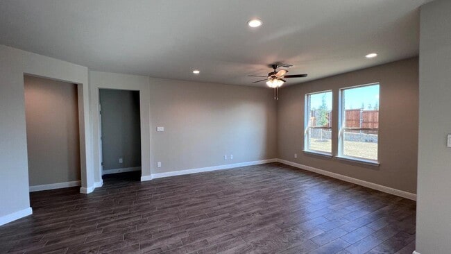 109 Medina Ln, Rhome, TX 76078 - photo 7