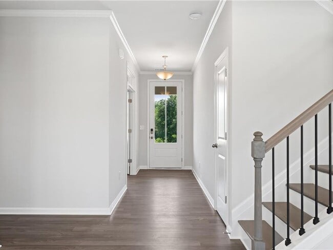 193 Atlas Ln, Winder, GA 30680 - photo 2