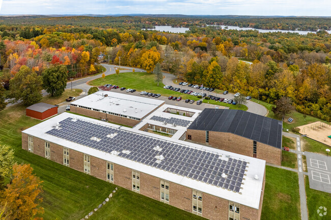Turkey Hill Elementary School in Lunenberg provides childhood education in a suburban setting.