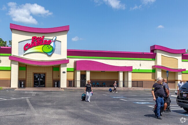 Pin Chasers offers bowling fun near Zephyrhills North for all ages and group outings.