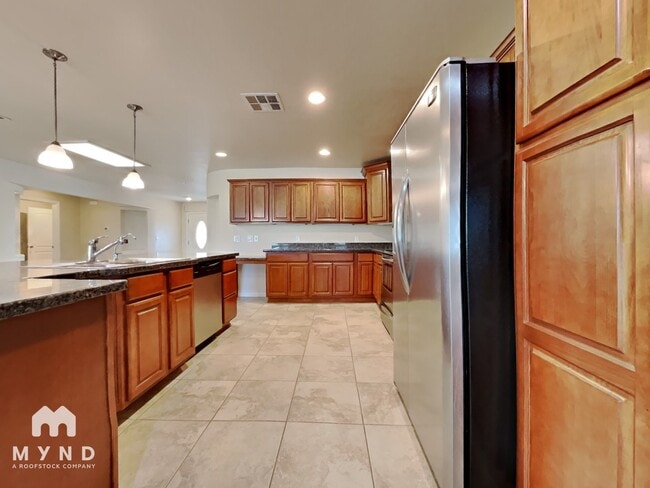 14202 N Bolivar Dr, Sun City, AZ 85351 - photo 3