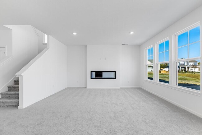 292 Commodore Dr, Pittsboro, IN 46167 - photo 6