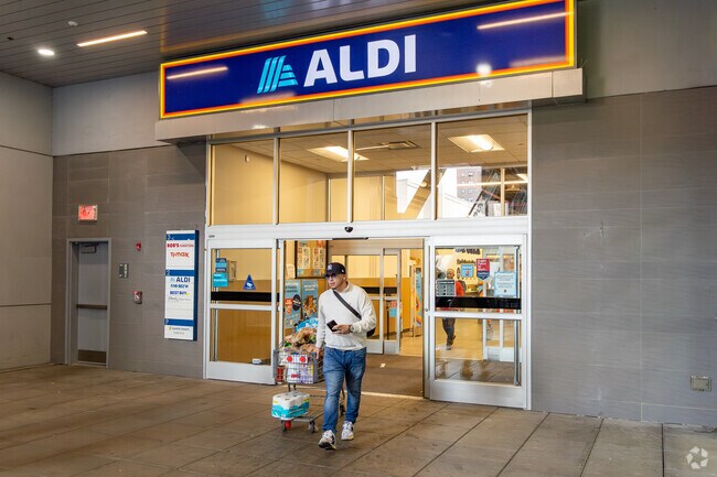 Kingsbridge Heights are amazed at the the low prices at Aldi.