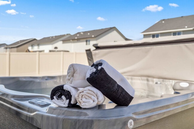 5302 E Burnte Peak St unit ID1322141P, Nampa, ID 83687 - photo 7