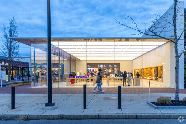 The Marketplace at Lynnfield has many national retailers like Apple and more.