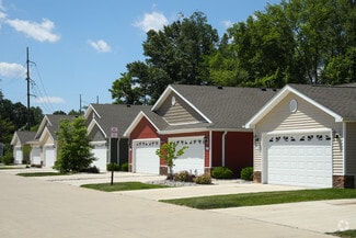 22674 Oriole Dr, Brownstown, MI 48183