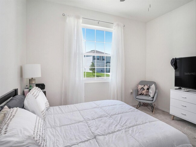 5464 Flint Hills Dr, Wimauma, FL 33598 - photo 7