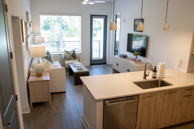 The Station at Crestline Heights, Birmingham, AL 35213 - photo 5