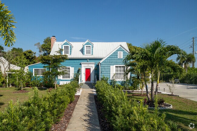 Older homes have been restored and renovated and sit on impeccably landscaped lots in Edison Park.