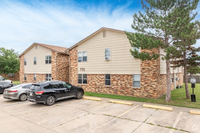 Crossland Square, Lawton, OK 73505 - photo 7