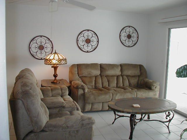 1714 Bikini Ct, Cape Coral, FL 33904 - photo 4