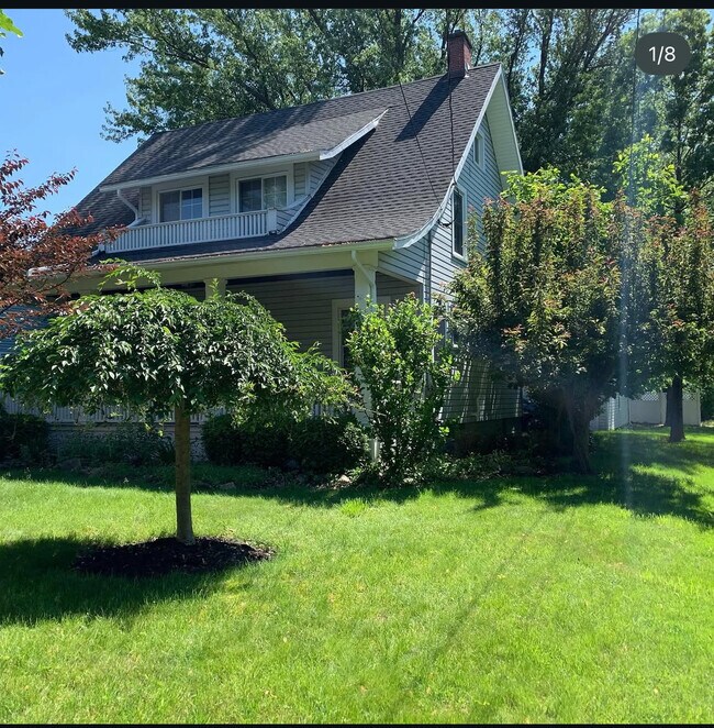 195 Water St, Fredonia, NY 14063