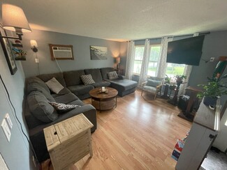 2923 Heatherwood Cir S, Moorhead, MN 56560