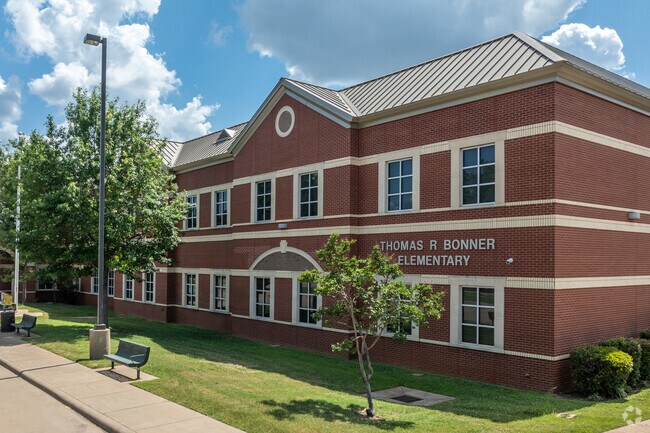 Bonner Elementary School's motto is Dream, Believe, Achieve.