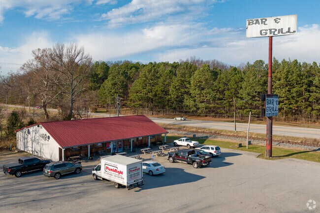 Little Rick’s Neighborhood Bar and Grill is a central meeting spot in Lebanon Junction.