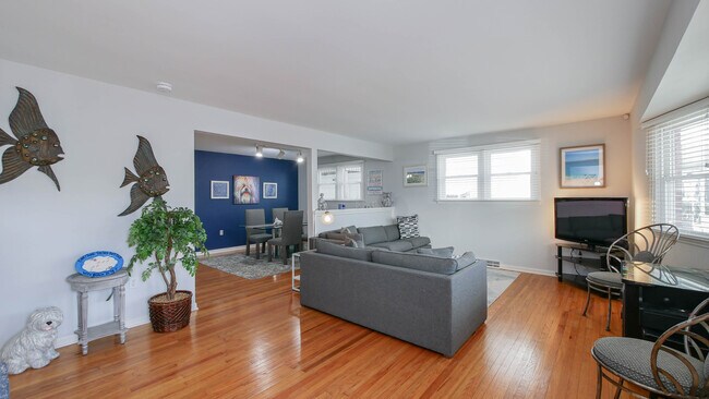 6903 Ventnor Ave unit 1, Ventnor City, NJ 08406 - photo 7