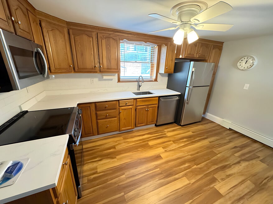 15 Garfield Ave unit 1, Saugus, MA 01906 - photo 1