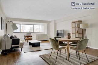1 Emerson Place Unit FL3-ID498, Boston, MA 02114