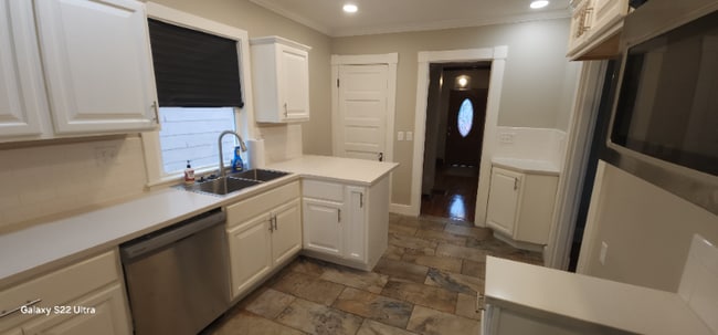 524 Bowen St, Dayton, OH 45410 - photo 3