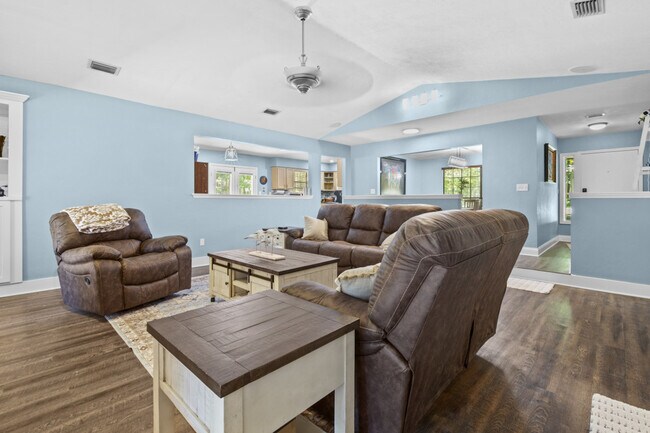 5922 NW 57th Way unit ID1359126P, Gainesville, FL 32653 - photo 3