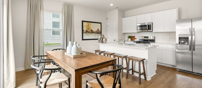 2412 Williams Ridge Dr unit 36040792, Columbia, TN 38401 - photo 5