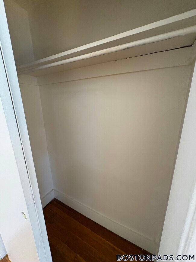 33 Lancaster Terrace unit 106, Brookline, MA 02446 - photo 4