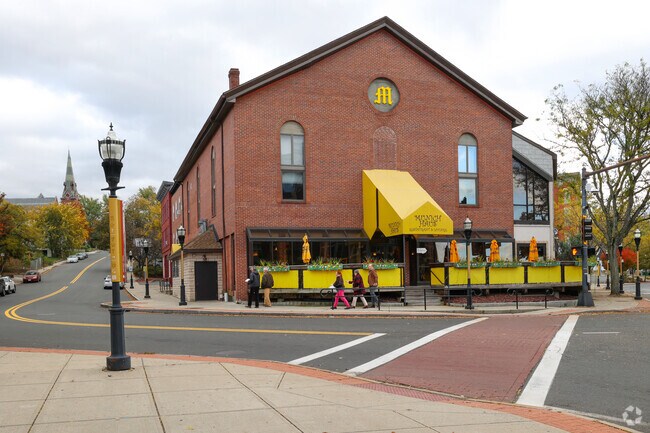 For a bite to eat, Munich Haus offers a taste of Germany.