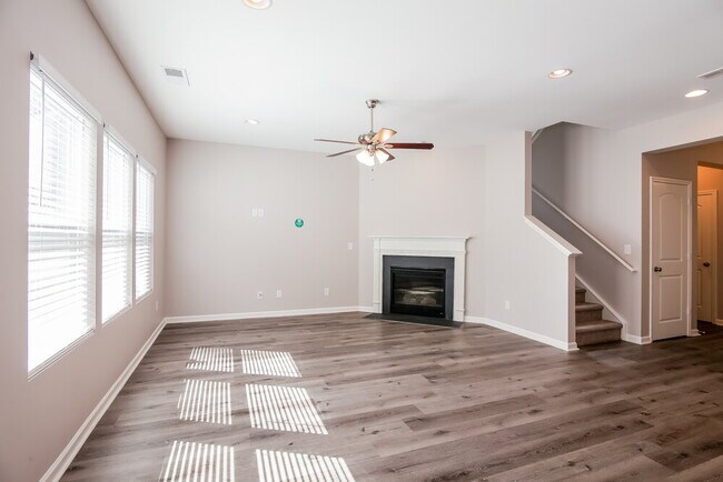 6500 Bluegill Rd, Charlotte, NC 28216 - photo 4