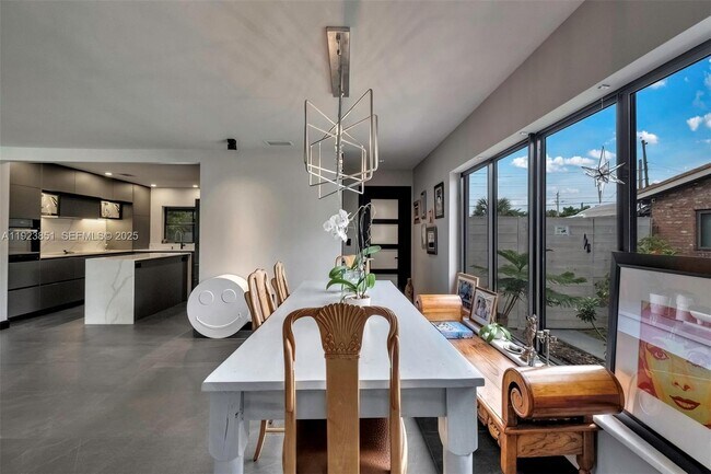 530 NW 39th St, Oakland Park, FL 33309 - photo 7