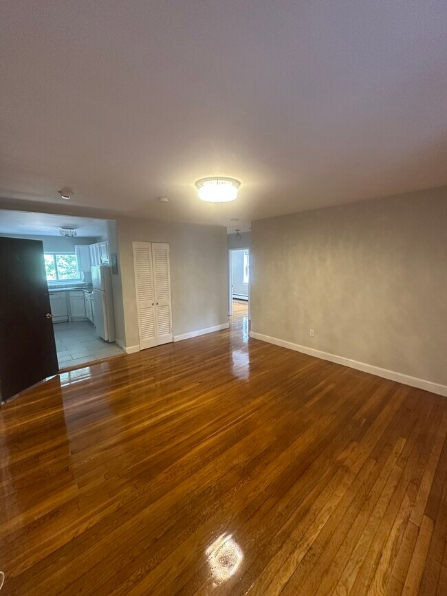 63 Selkirk Rd unit 3, Brighton, MA 02135 - photo 5