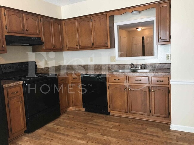 3926 Oak Branch Cir W, Memphis, TN 38135 - photo 4