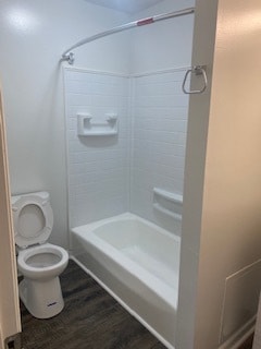 301 Barcelona Dr, Fayetteville, NC 28303