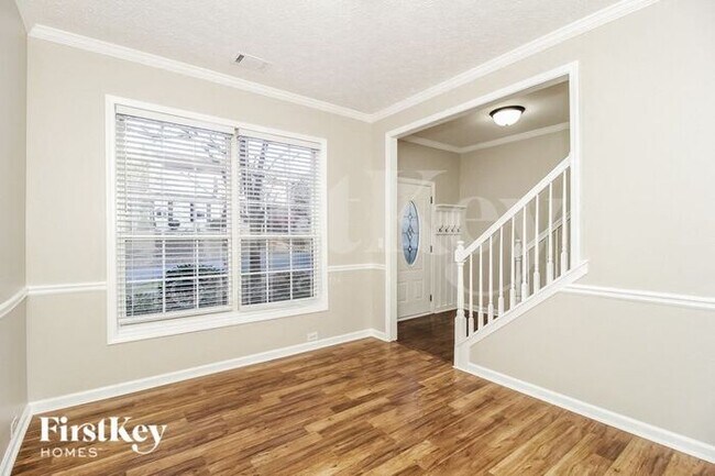 400 Cobalt Valley Ln, Canton, GA 30114 - photo 2