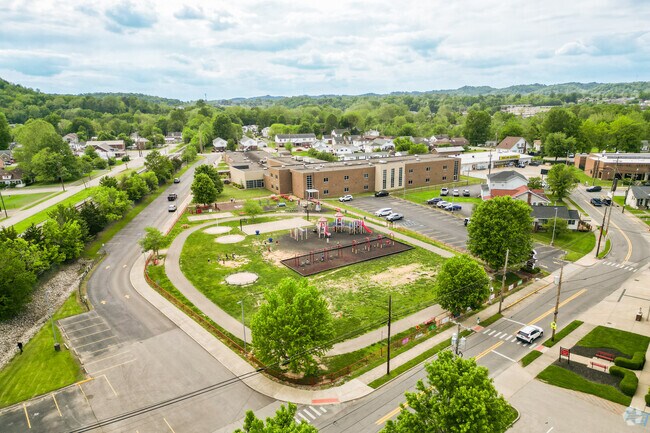 The Village of Barboursville Elementary School earned an A- grade from Niche.