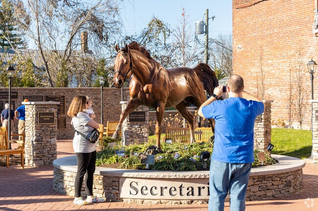 Horse race enthusiasts of Hutchinson-Monterey can visit nearby Secretariat Park in Paris.